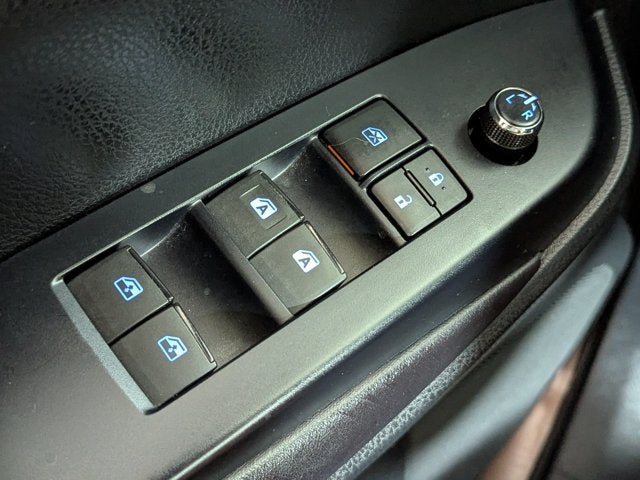 2017 Toyota Highlander SE V6 FWD