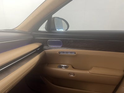2023 Genesis G90 e-SC