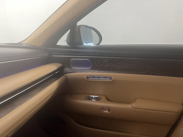 2023 Genesis G90 e-SC