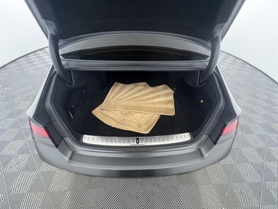 2023 Genesis G90 e-SC