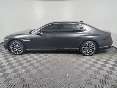 2023 Genesis G90 e-SC