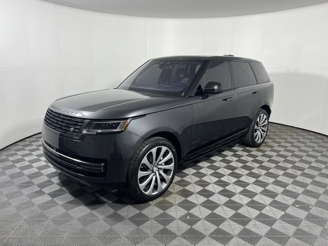 2023 Land Rover Range Rover SE