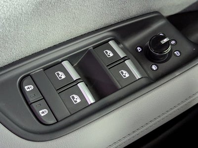 2024 Audi SQ8 Premium Plus 4.0 TFSI quattro