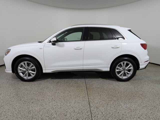 2023 Audi Q3 S line Premium 45 TFSI quattro