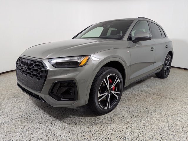 2025 Audi Q5 S line Prestige 45 TFSI quattro