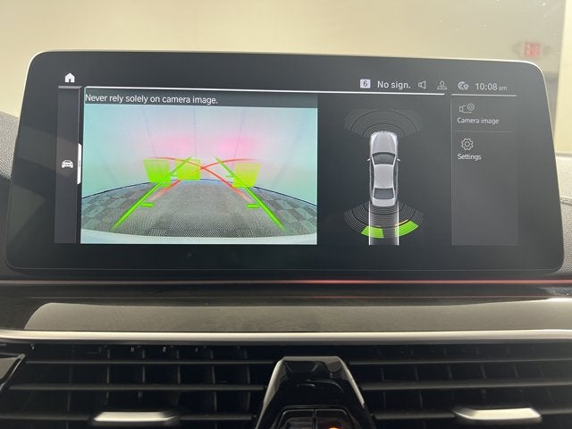 2022 BMW 5 Series M550i xDrive Sedan