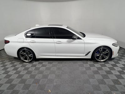2022 BMW 5 Series M550i xDrive Sedan