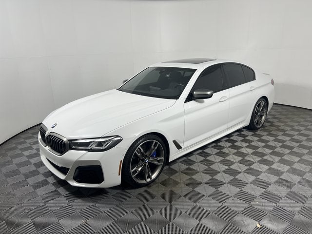 2022 BMW 5 Series M550i xDrive Sedan