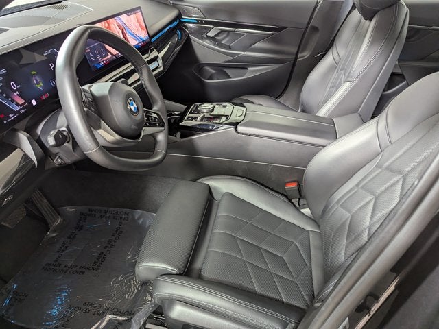 2025 BMW 5 Series 530i Sedan