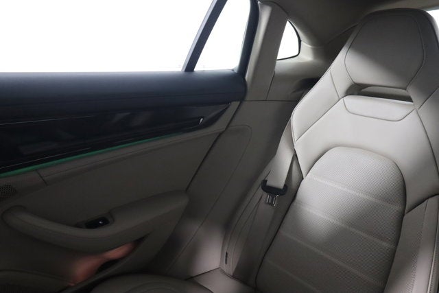 2026 Porsche Panamera Base