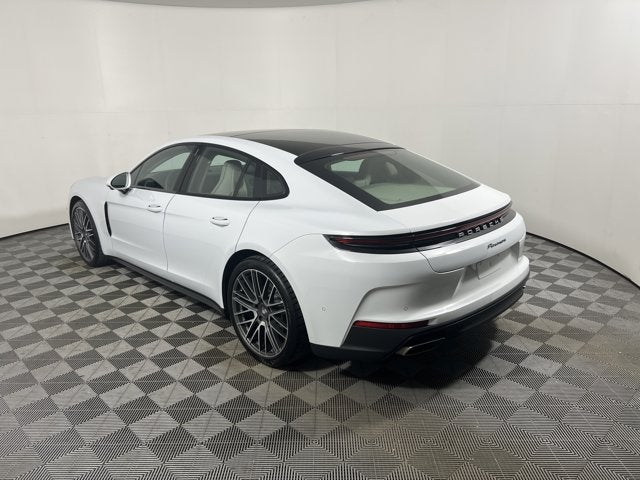 2026 Porsche Panamera 4 AWD