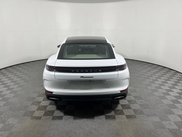 2026 Porsche Panamera 4 AWD