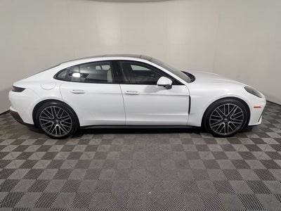 2026 Porsche Panamera 4 AWD