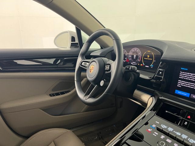 2025 Porsche Panamera Base