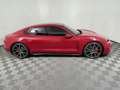 2024 Porsche Taycan GTS