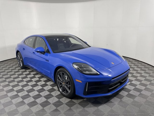 2025 Porsche Panamera 4 E-Hybrid