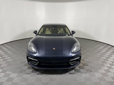 2023 Porsche Panamera Base