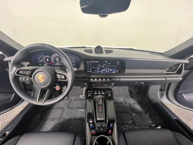 2025 Porsche 911 Carrera GTS