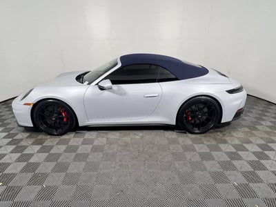 2025 Porsche 911 Carrera GTS