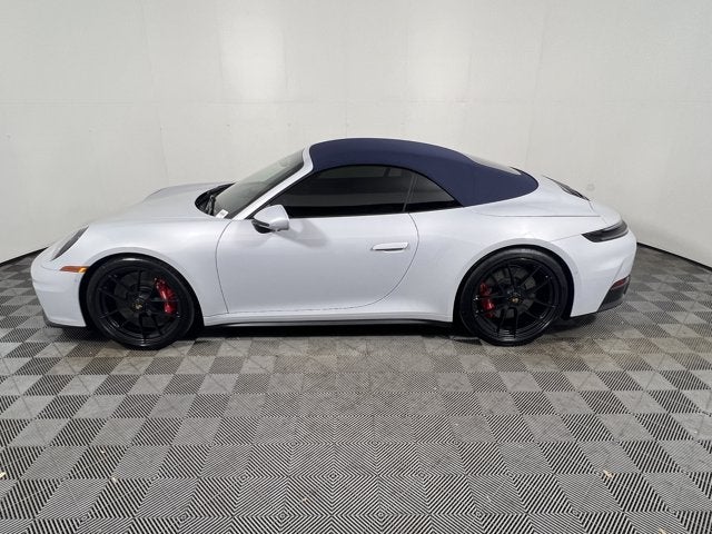 2025 Porsche 911 Carrera GTS