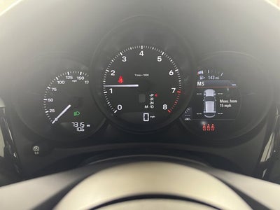 2023 Porsche Macan Base