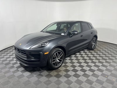 2026 Porsche Macan Base