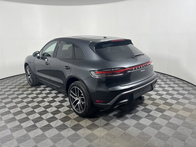 2026 Porsche Macan Base
