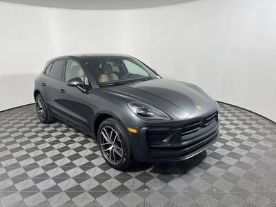 2026 Porsche Macan Base