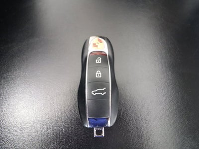 2023 Porsche Macan Base