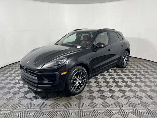2026 Porsche Macan Base