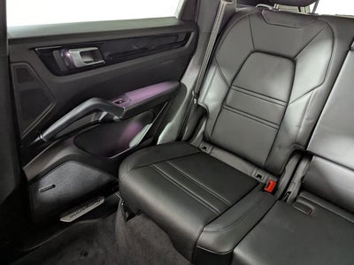 2023 Porsche Cayenne Base