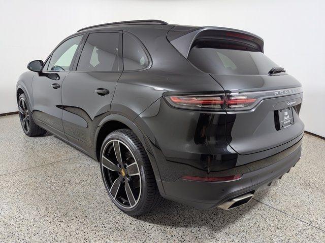 2023 Porsche Cayenne Base