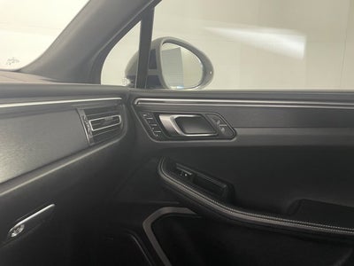 2024 Porsche Macan GTS