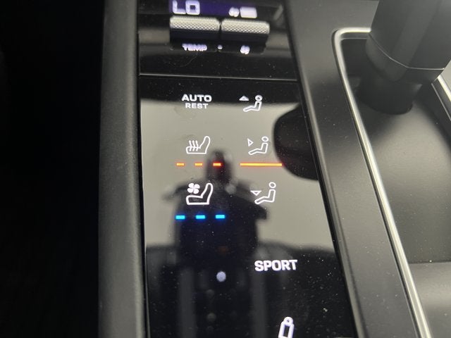 2022 Porsche Macan S AWD