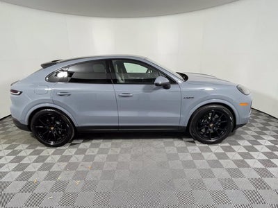 2025 Porsche Cayenne S E-Hybrid
