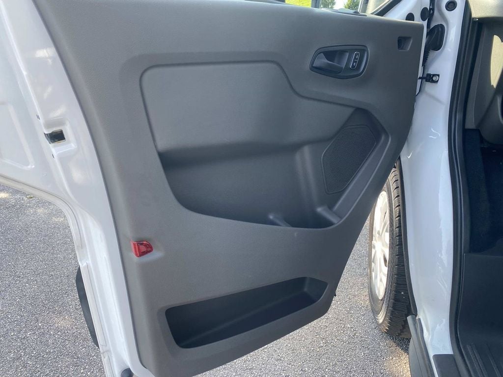 2025 Ford Transit-350 XLT 15 PASS MEDIUM ROOF