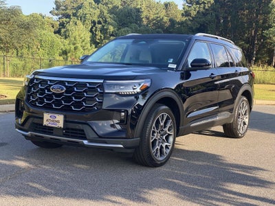 2025 Ford Explorer Platinum