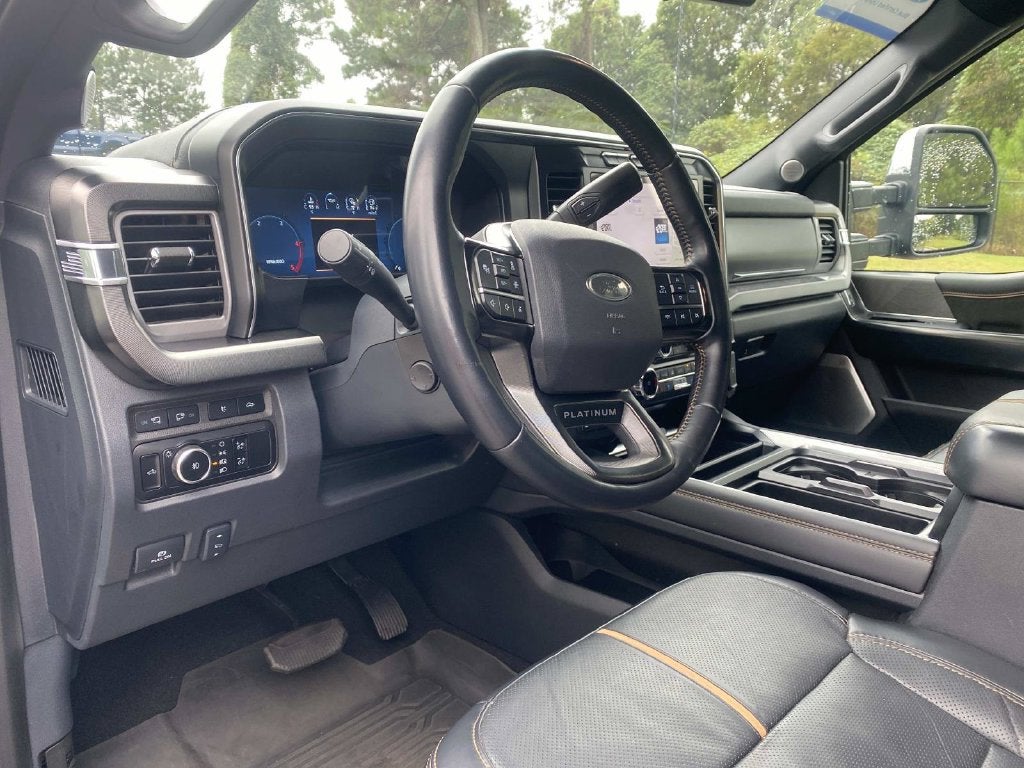 2024 Ford F-350SD Platinum