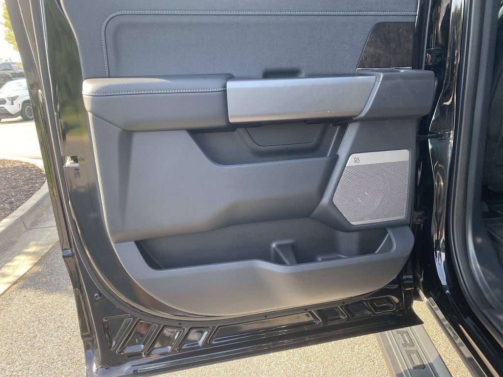 2025 Ford F-350SD Lariat