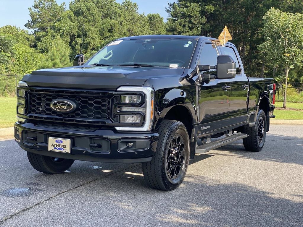 2025 Ford F-350SD Lariat