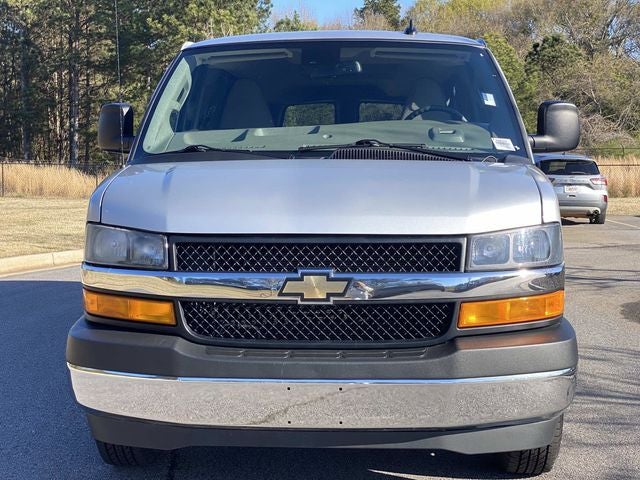 2025 Chevrolet Express 3500 LT Passenger