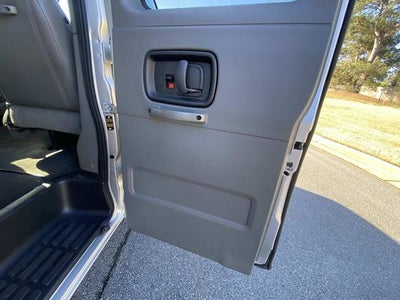 2025 Chevrolet Express 3500 LT Passenger