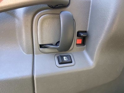 2025 Chevrolet Express 3500 LT Passenger