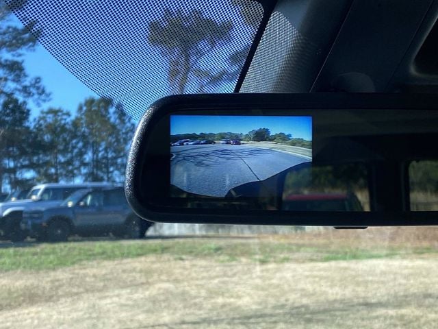 2025 Chevrolet Express 3500 LT Passenger