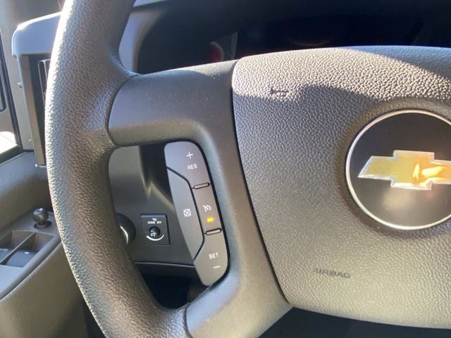 2025 Chevrolet Express 3500 LT Passenger