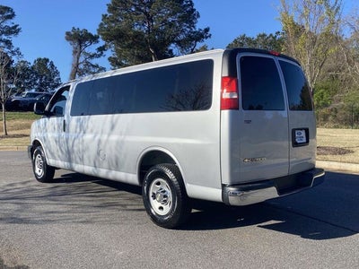 2025 Chevrolet Express 3500 LT Passenger