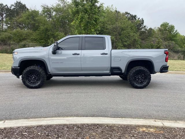 2025 Chevrolet Silverado 2500HD ZR2