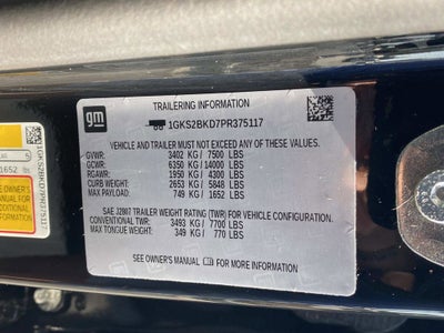 2023 GMC Yukon SLT