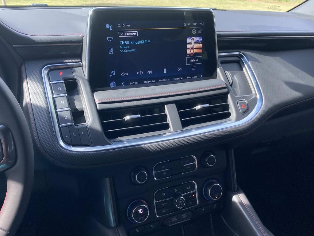 2023 Chevrolet Suburban RST