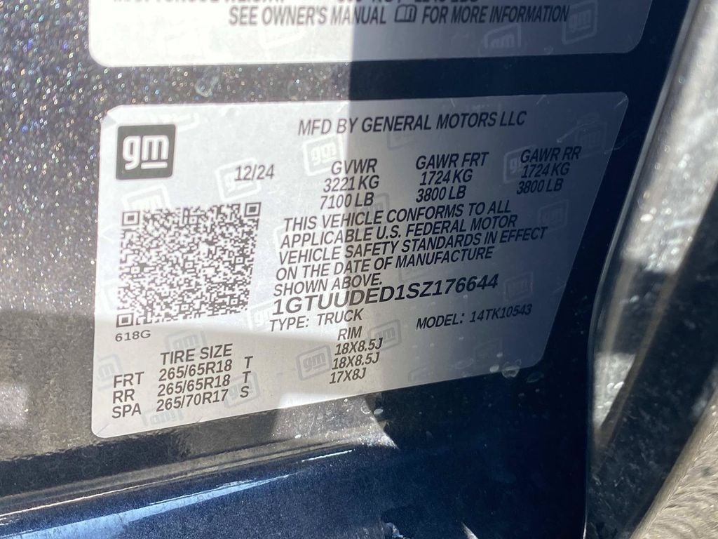 2025 GMC Sierra 1500 SLT